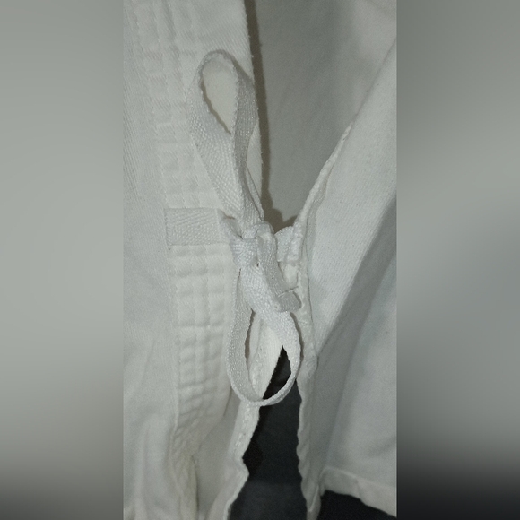 Lightweight Karate Student Jacket - Picture 5 of 6